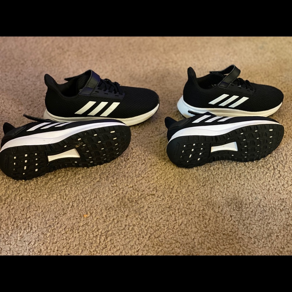 Boys Adidas Tennis Shoes